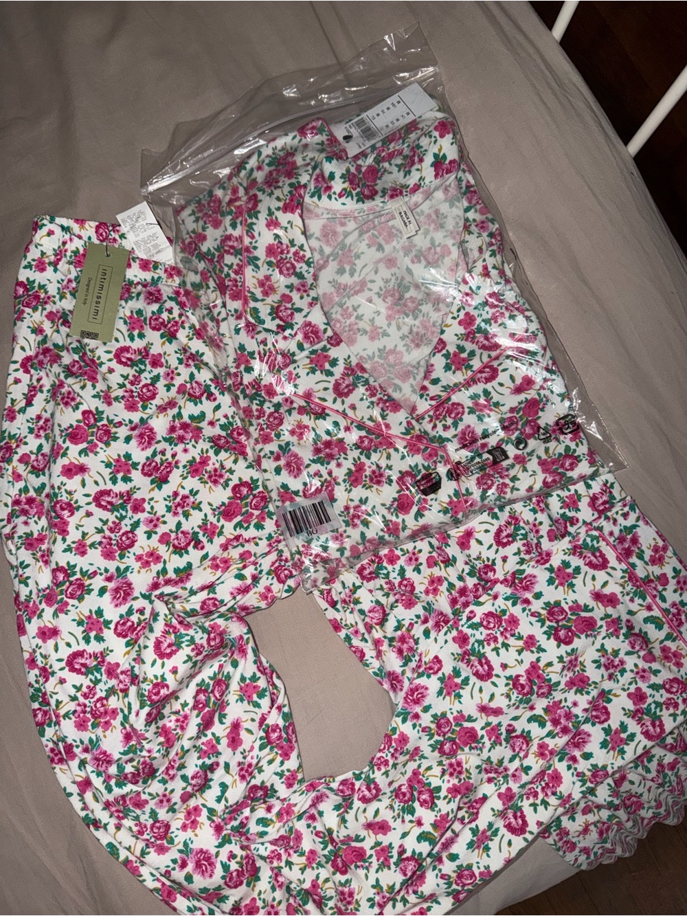 intimissimi White Floral Pink/Green/White Pattern long Pajama Set
